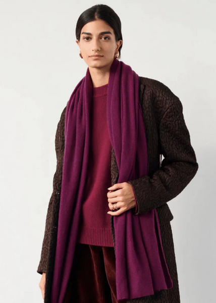 White + Warren Cashmere Travel Wrap- Midnight Plum