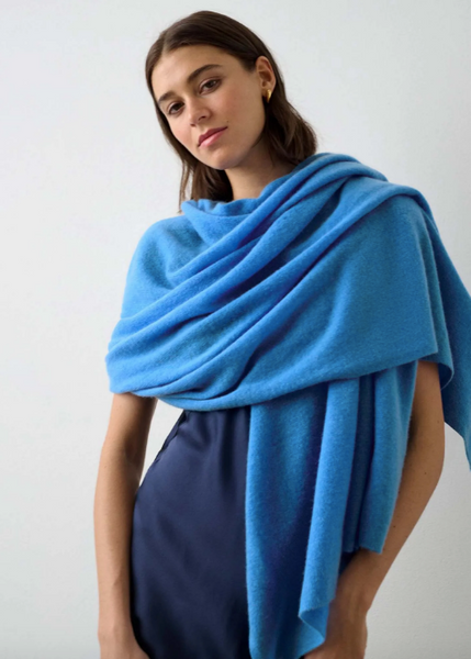White + Warren Cashmere Travel Wrap- Cabana Blue