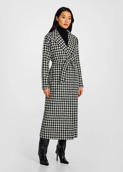 SENTALER Tweed Houndstooth Alpaca Long Ragian Sleeve Coat - Black & White Houndstooth