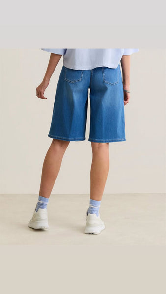 MAC Dream Wide Bermuda Shorts - Summer Mid Blue Wash