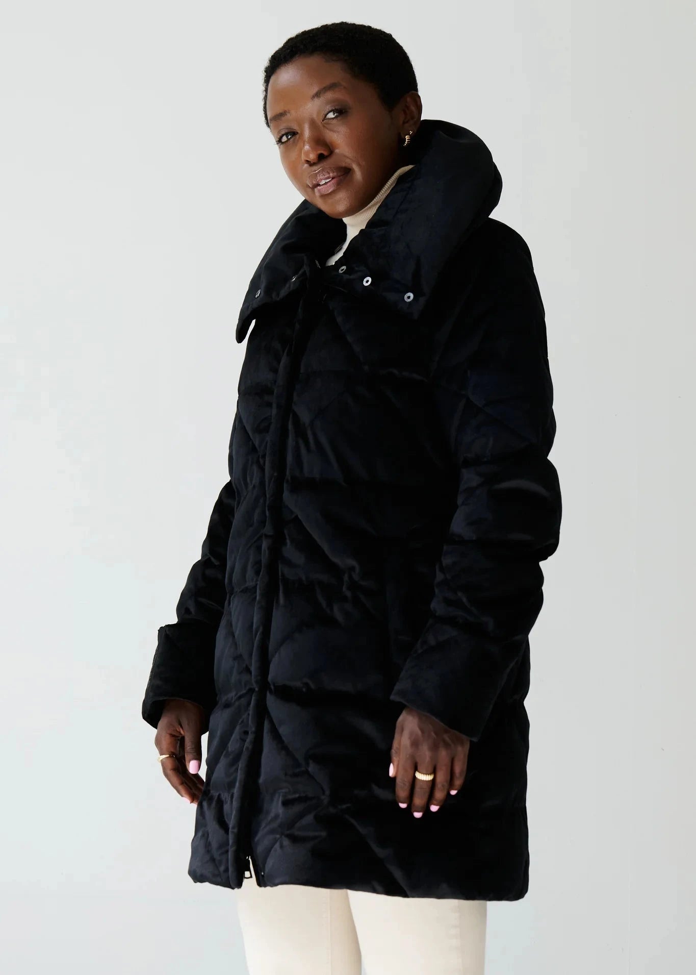 Eleven Elfs Alva | Black Velvet