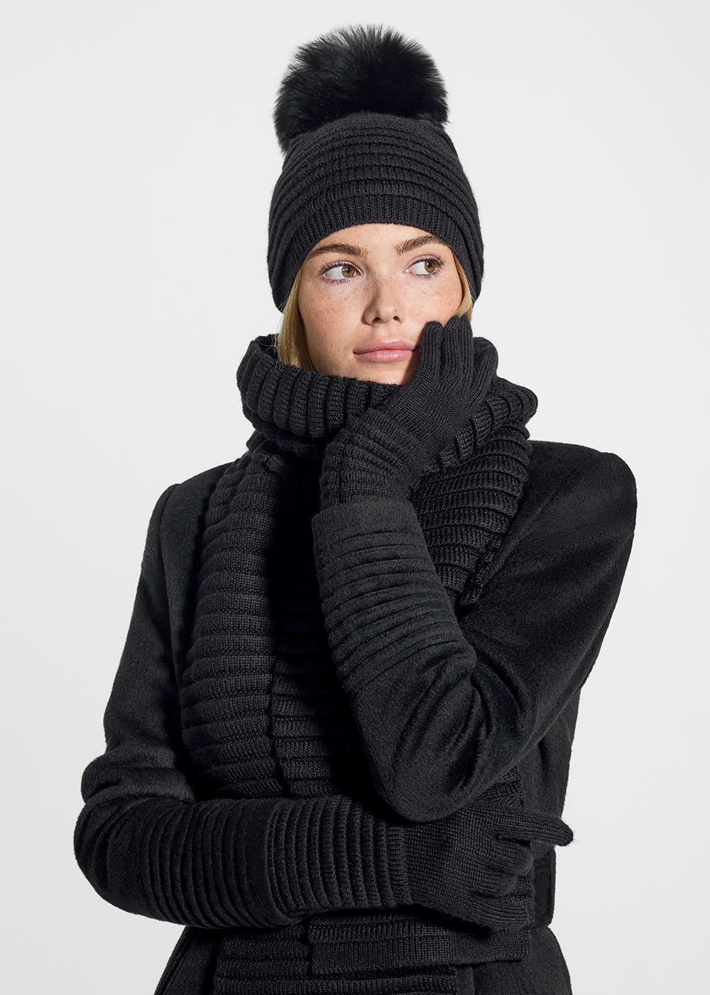 SENTALER BLACK ADULT RIBBED GLOVES