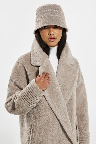 SAND BOUCLÉ ALPACA BUCKET HAT